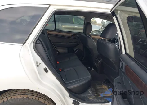 2019 Subaru Outback 2.5I Limited z USA, uszkodzony, nr VIN 4S4BSAJC3K3353928